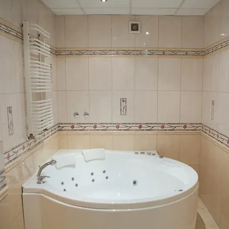 Classic Hotel 3*